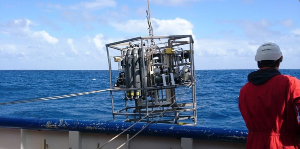 CTD with in situ pumps attached to the frame getting deployed to filter methane eating bacteria.