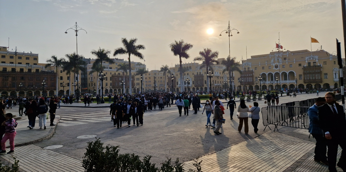 The sun sets over Plaza Mayor; is her light obscured by smog or dust?
