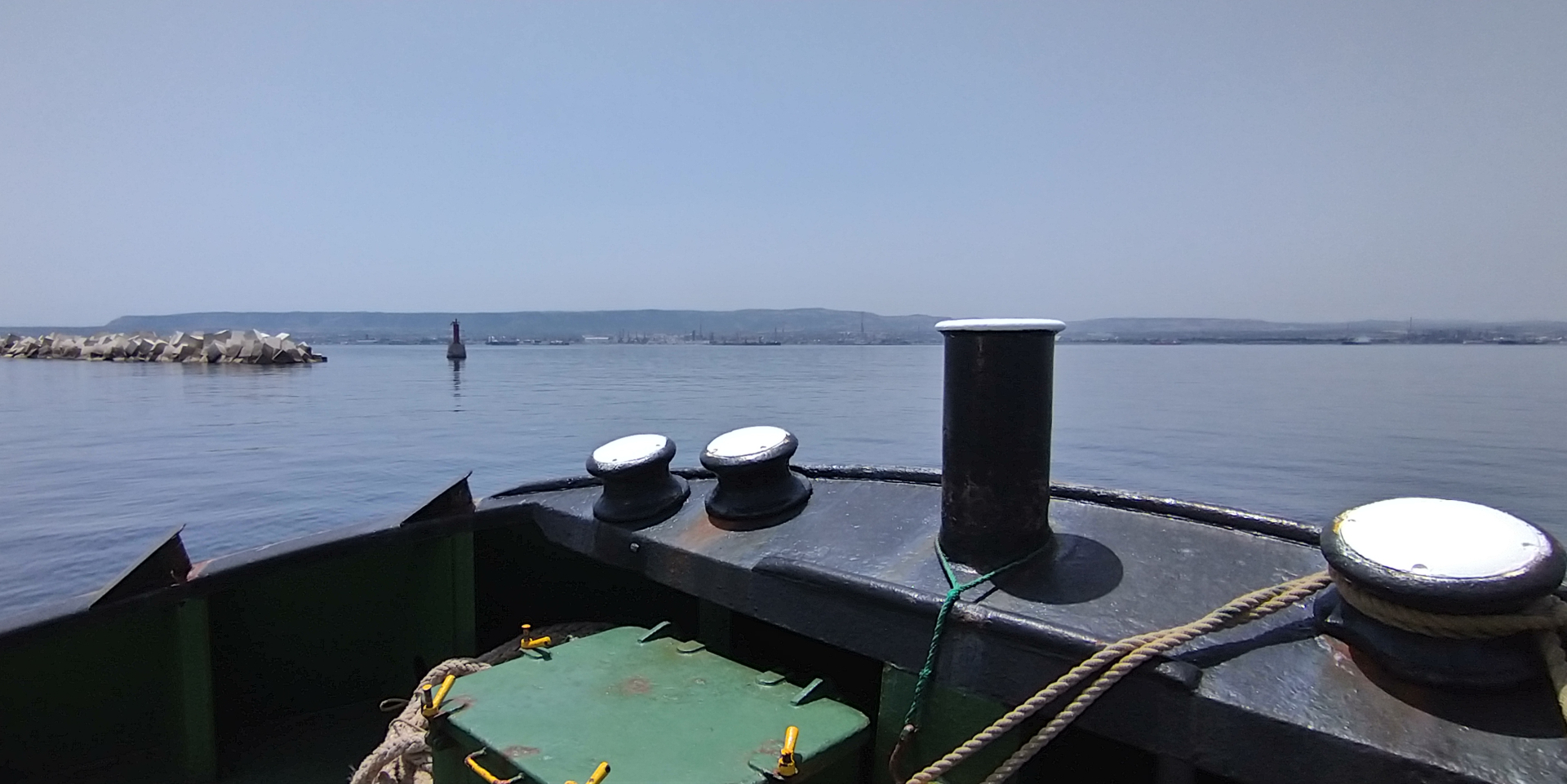 After only three days at sea, tug Macistone returns to the harbour of Augusta, Sicily.