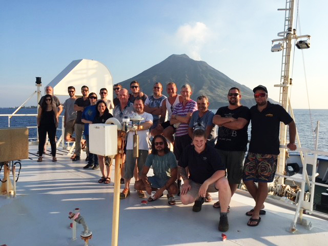 The crew of the Microplastics Transit Cruise. 