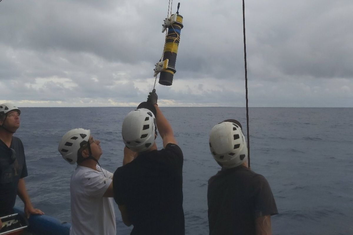 Deployment of the acoustic buoy. Photo: Luca Possenti