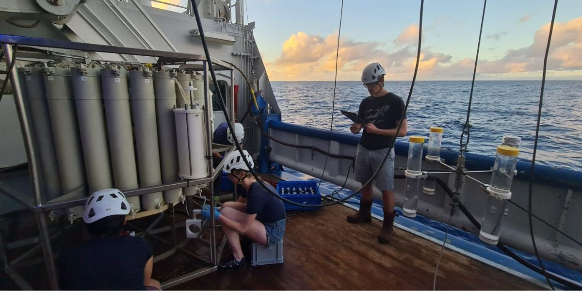 CTD sampling. Photo: Robin van Dijk