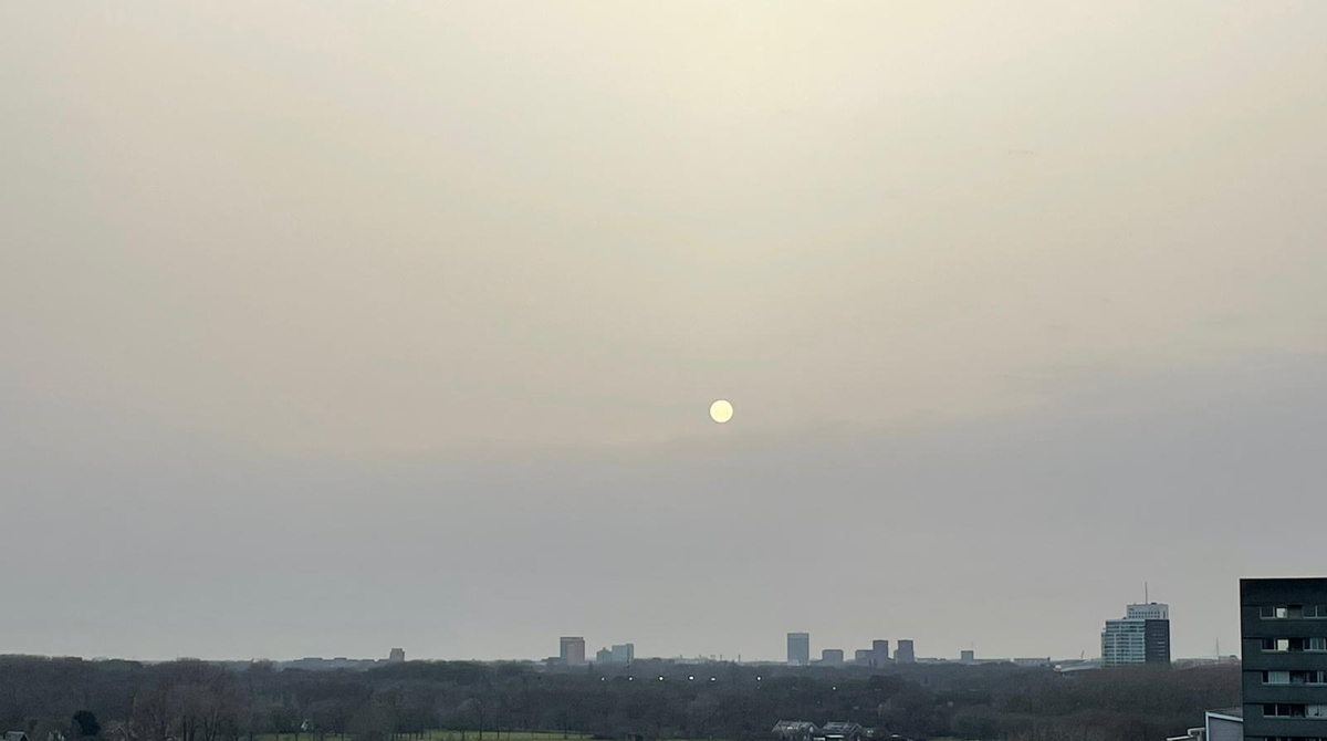 The sun cannot penetrate the skies above Utrecht (center of the Netherlands) Image credits: Frank Prins 