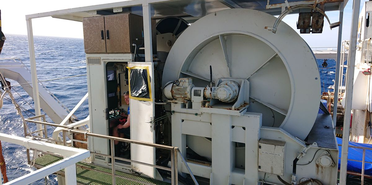 NIOZ technician Dave Huijsman operates the winch from which the video frame is dangling 1200m below the ship