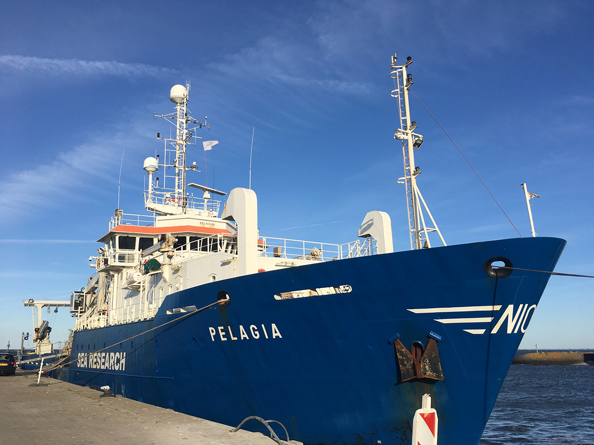 The RV Pelagia in the NIOZ harbour. Photo: NIOZ