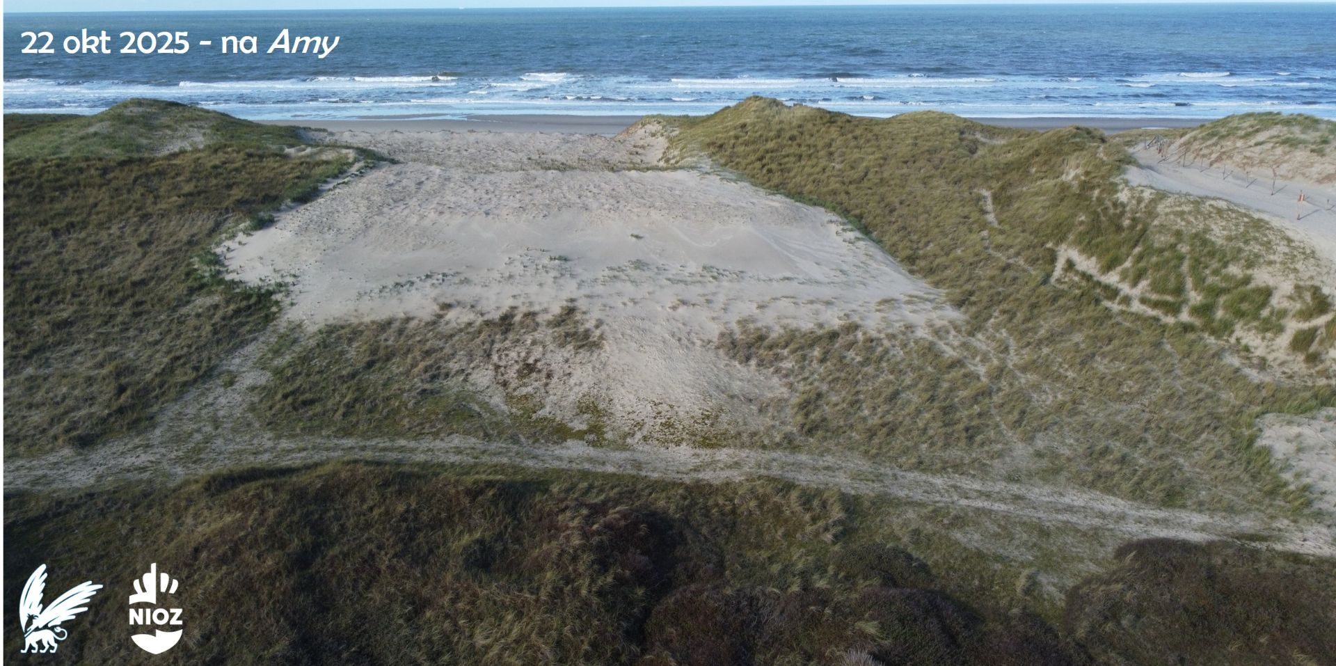 Drone foto van de kerf, kijkrichting naar het Westen, net na storm Amy.