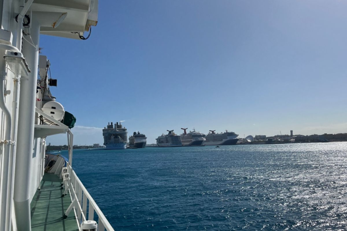 Entering Nassau Harbour