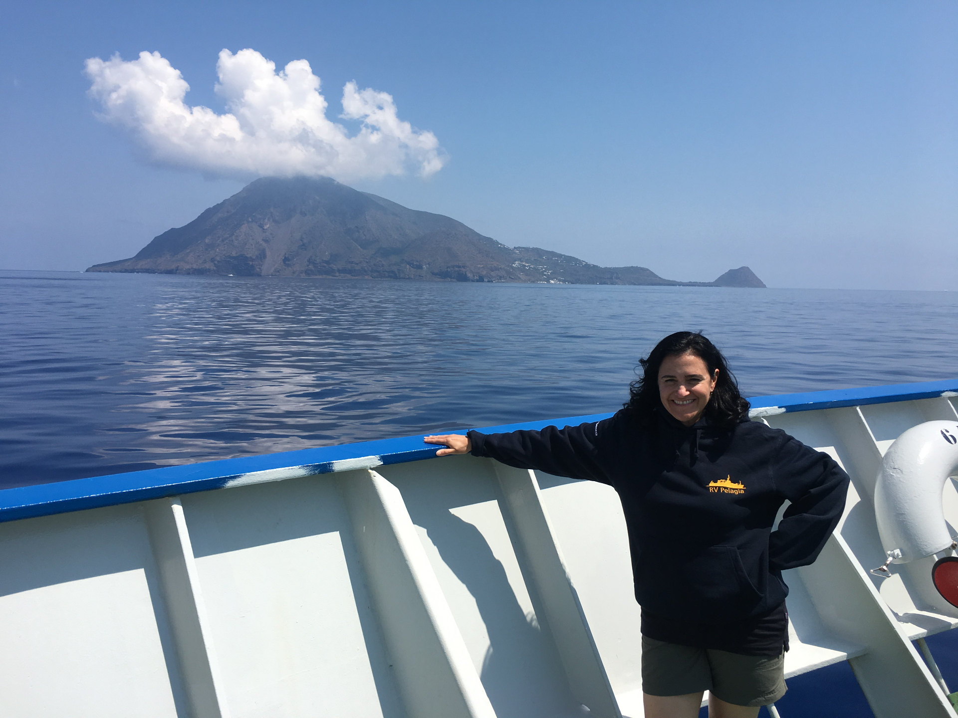 Linda Amaral-Zettler during fieldwork on RV Pelagia