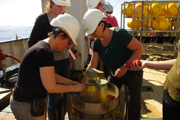 Box-core filled with sediment from the deep-sea back on deck of RV Pelagia. Photo: NIOZ,  Eva Paulus