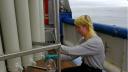 Sophie ten Hietbrink, then a student, working on RV Pelagia to find nanoplastic.