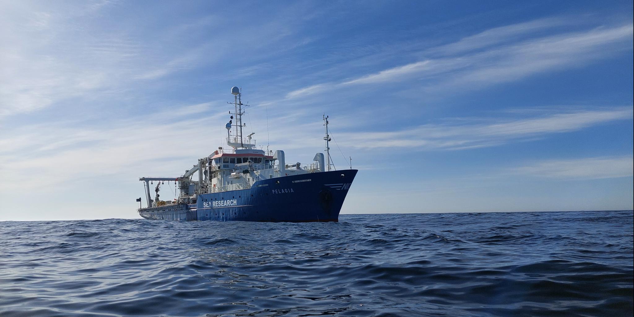 RV Pelagia on the North Sea