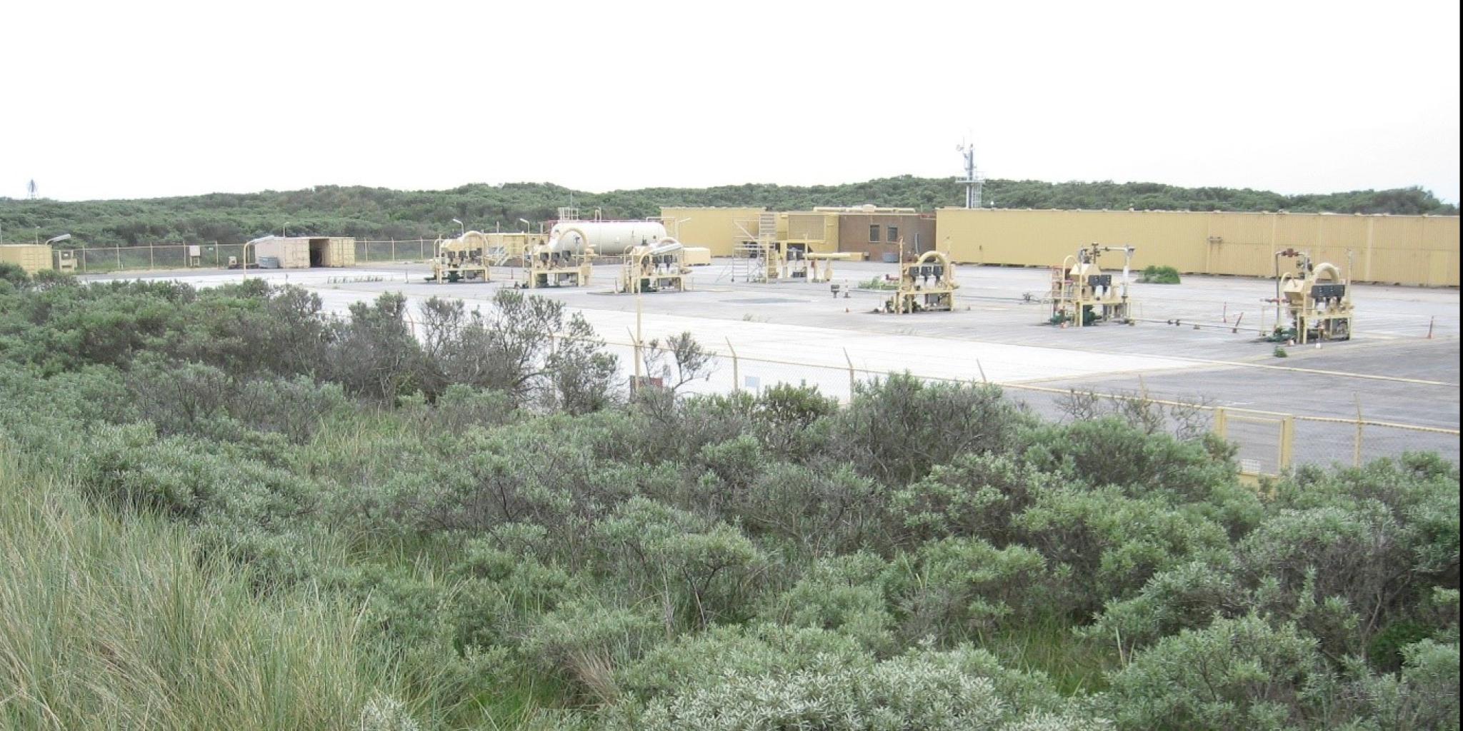 Gas extraction site on Ameland. (photo: Bruno Ens)