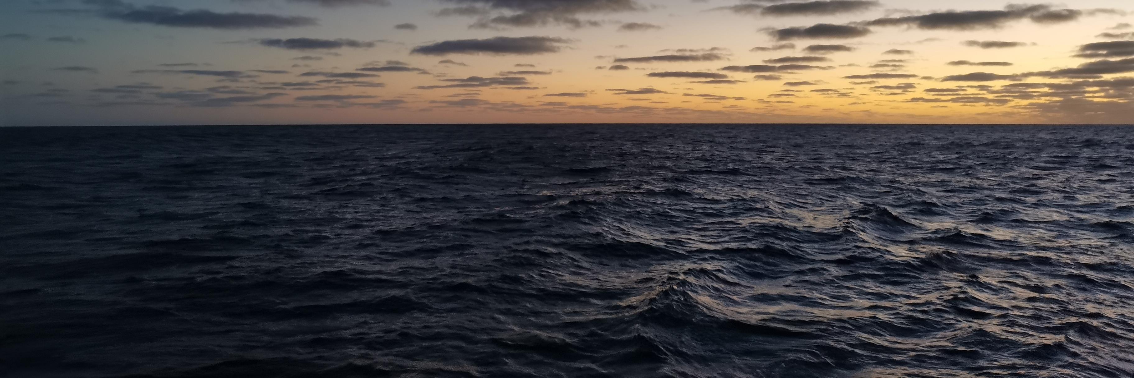 Horizon at sea.